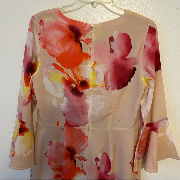 The Limited Bell Sleeves Crepe Dress - Picture 10 of 11